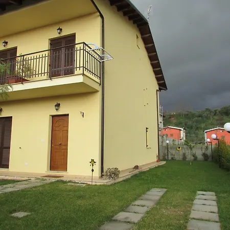Yussaria Bed & Breakfast Gizzeria